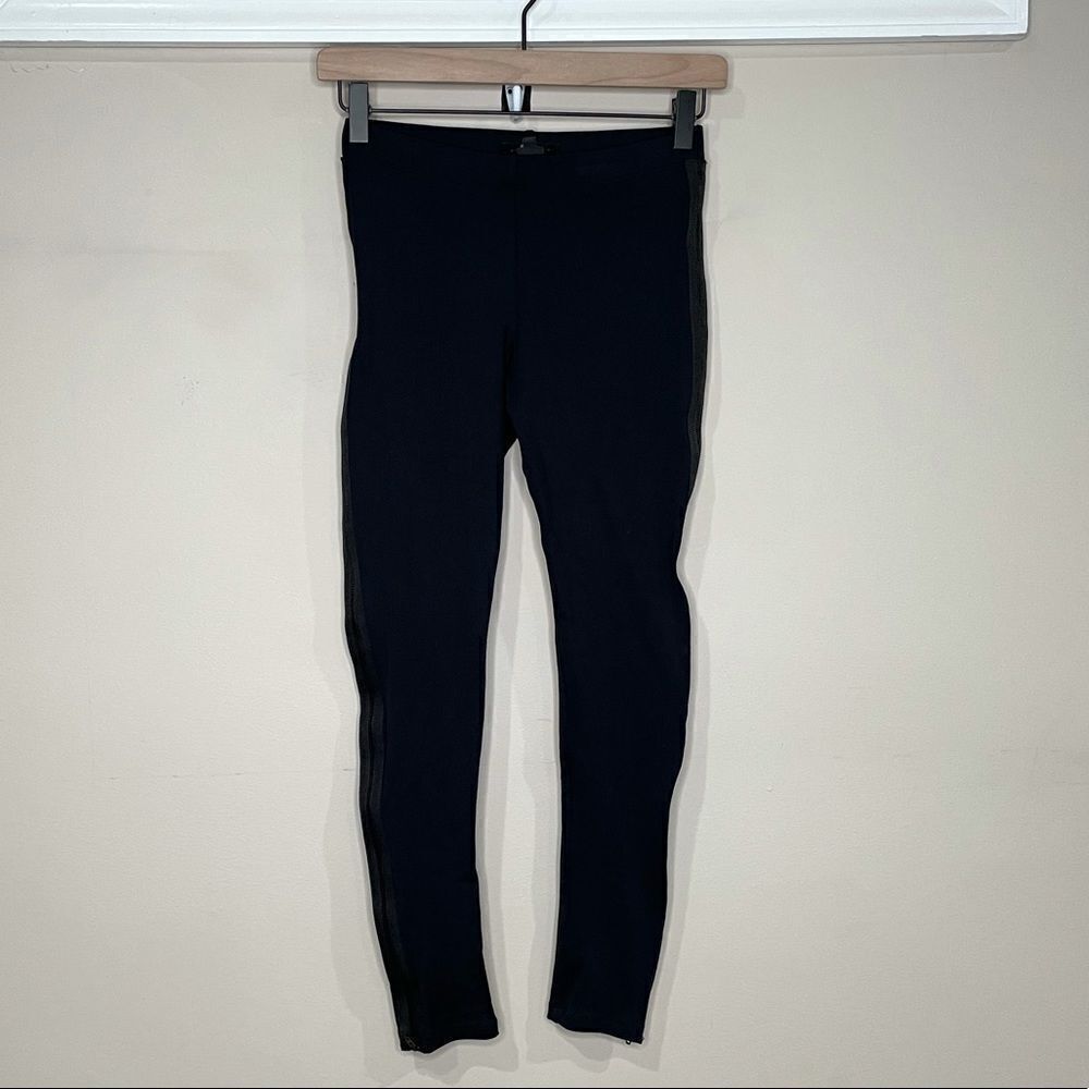 David Lerner Black Full Zip Sides Leggings